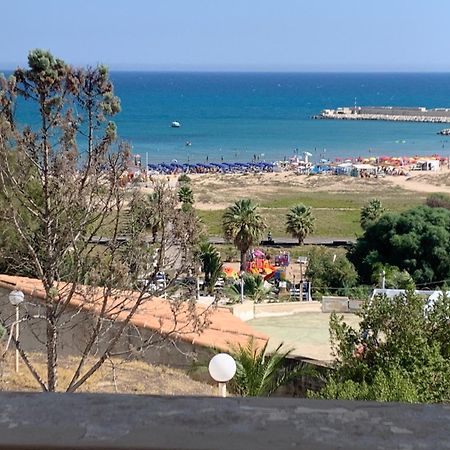 La Bussola Hotel Porto Palo Kültér fotó