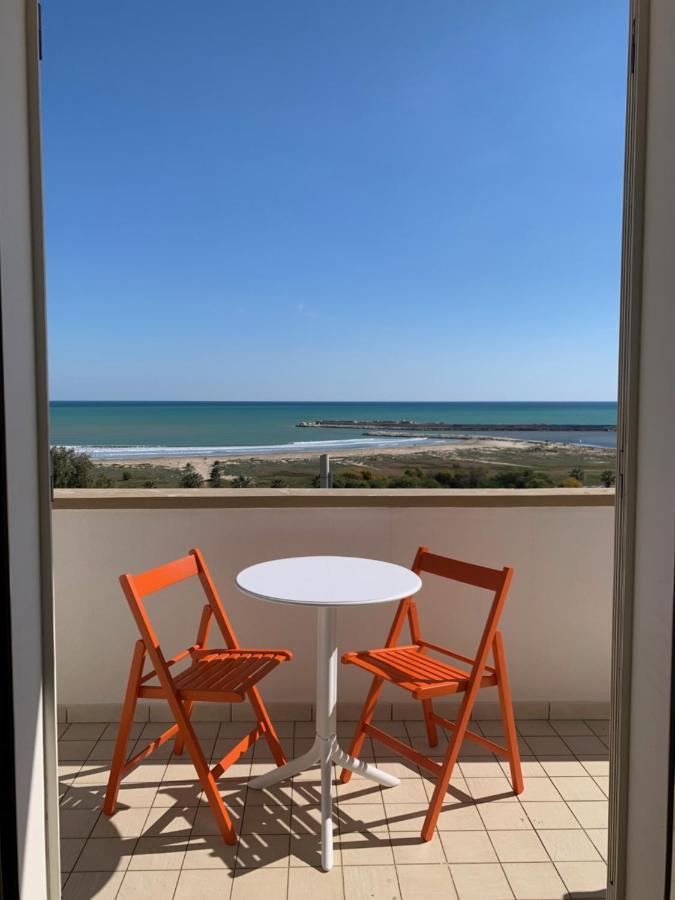 La Bussola Hotel Porto Palo Kültér fotó