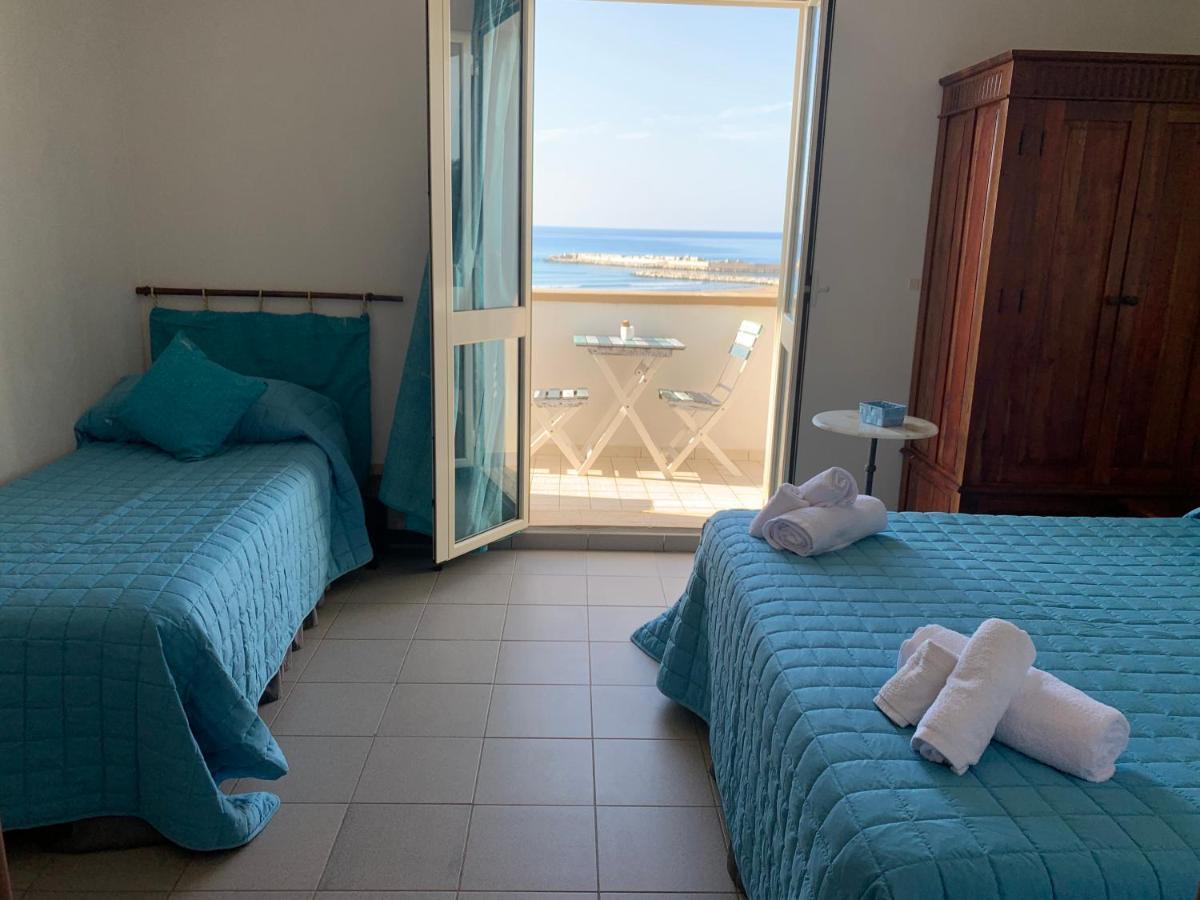 La Bussola Hotel Porto Palo Kültér fotó