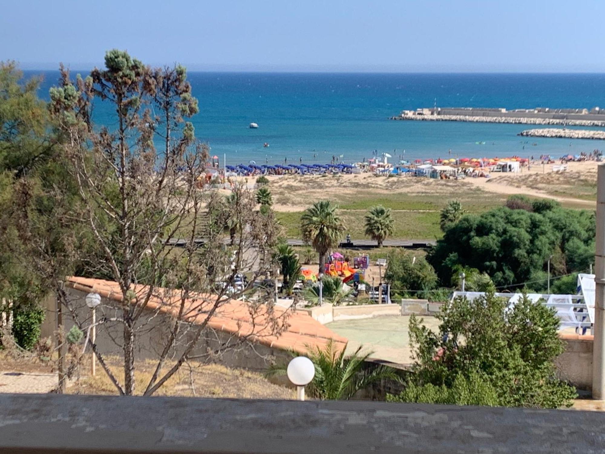 La Bussola Hotel Porto Palo Kültér fotó